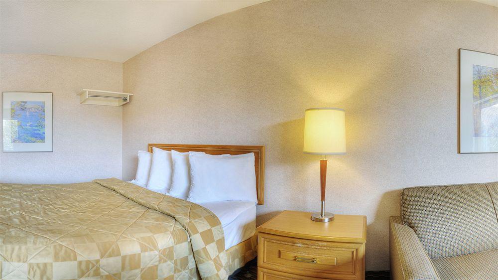 Comfort Inn Simcoe Extérieur photo