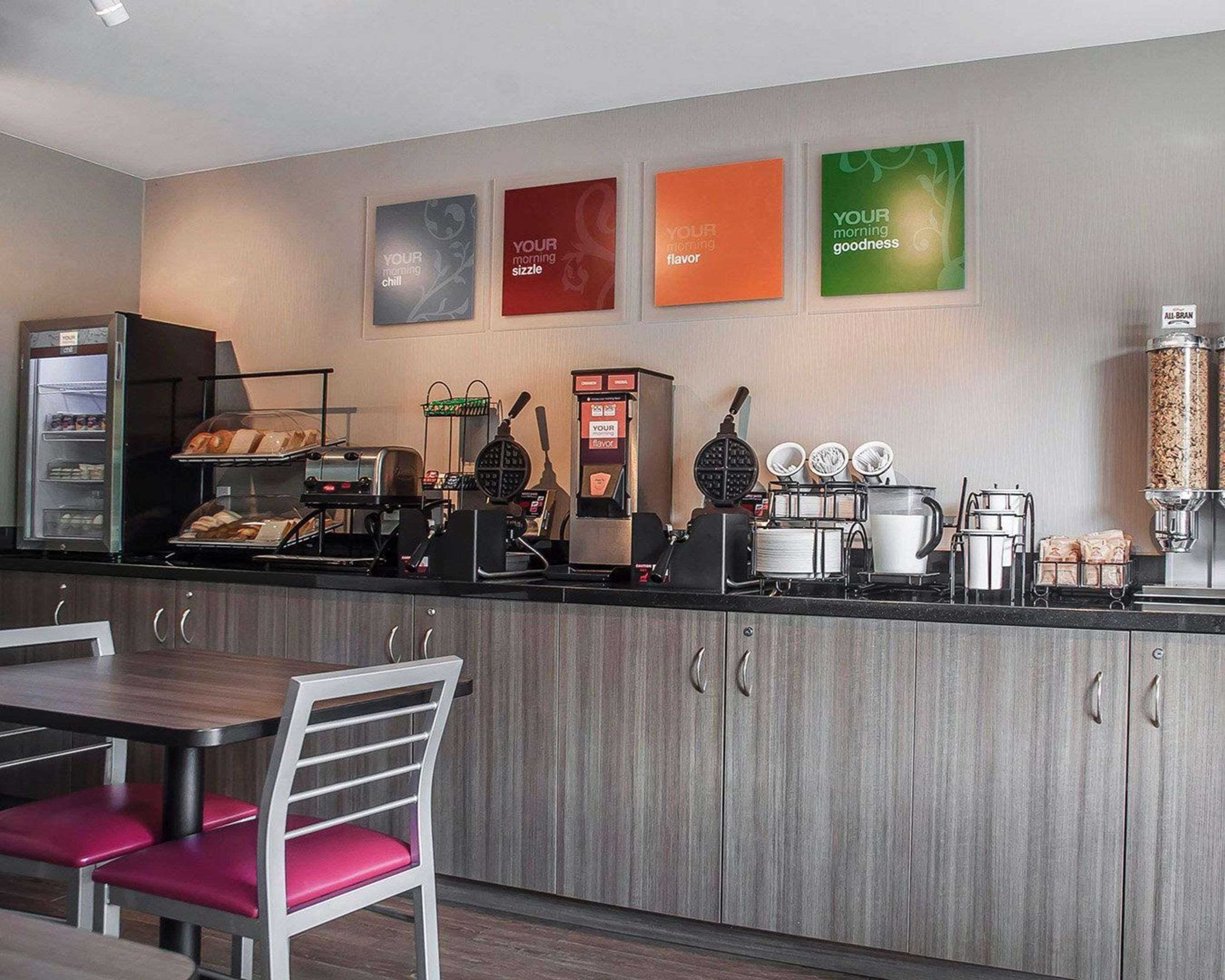 Comfort Inn Simcoe Extérieur photo